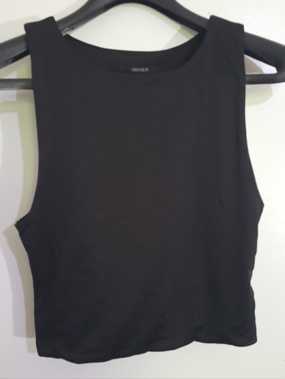 Forever 21 Black High Neck Cropped Tank Top Size M